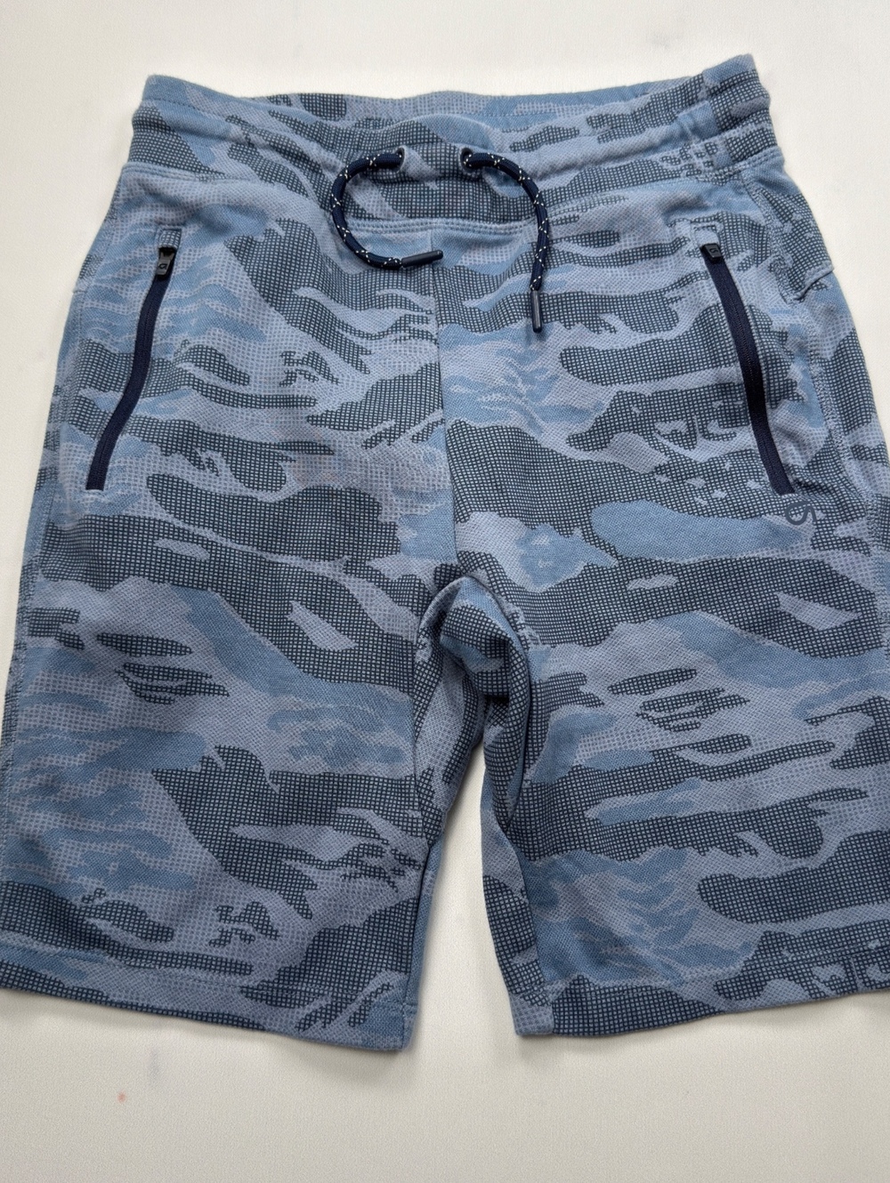 GapFit Athletic Shorts Camouflage Zip Pockets Drawstring - Boys XL Husky